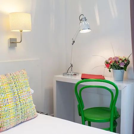 Colette Centre Hotel