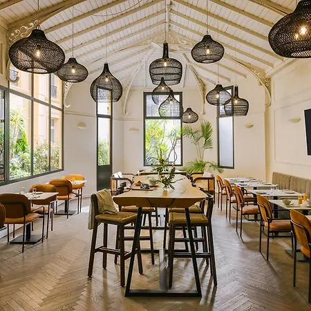 Colette Centre Hotel 4*