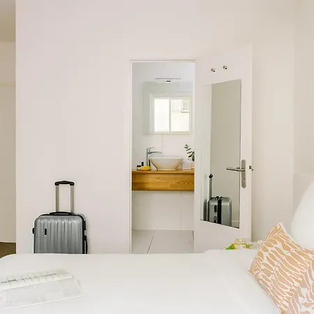 Colette Centre Hotel