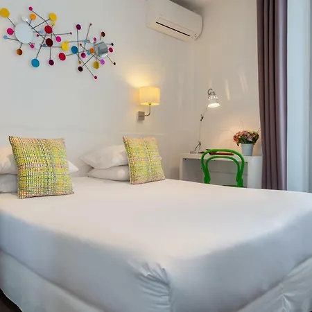 Colette Centre Hotel